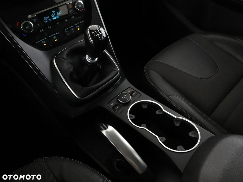 Ford Kuga 2.0 TDCi 4x2 Titanium - 29