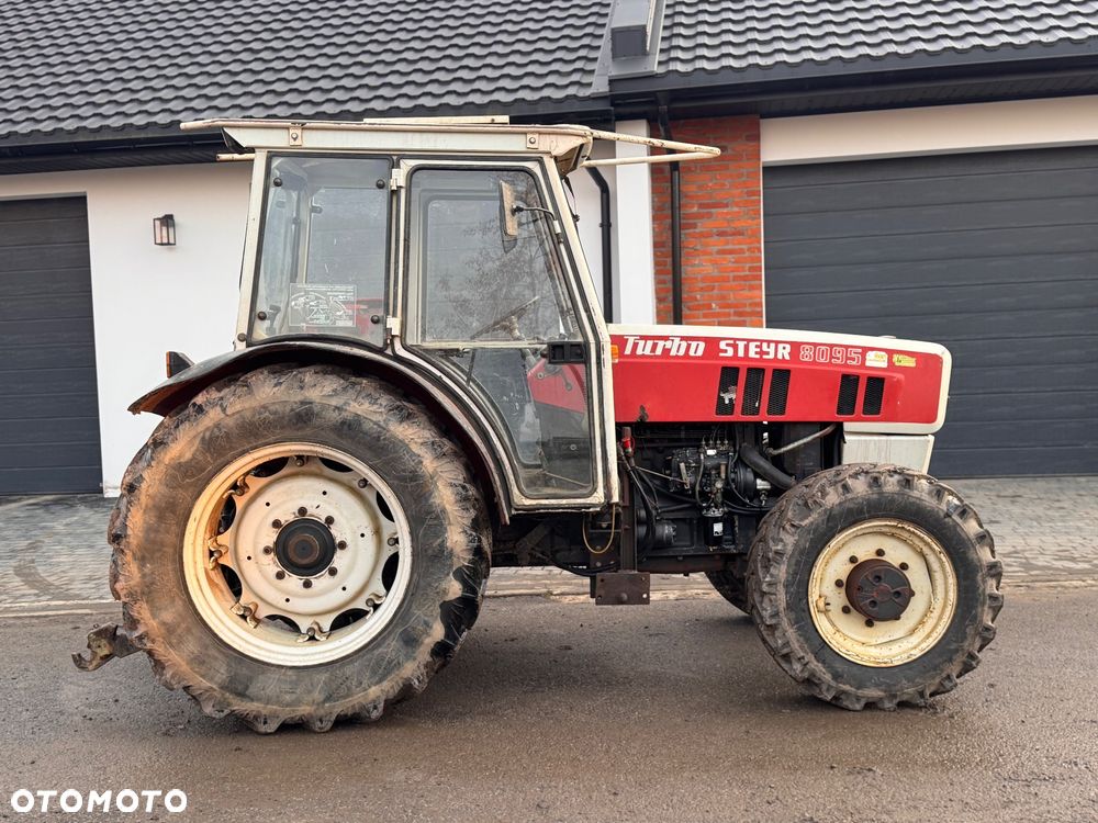 John Deere 5820 - 9