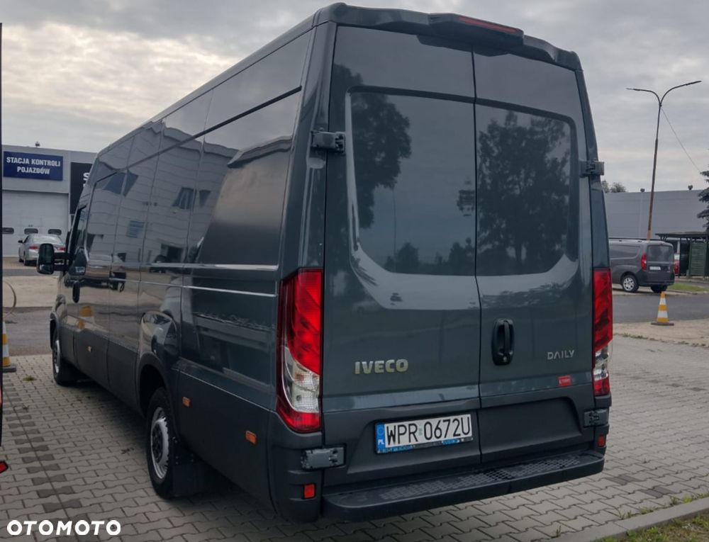Iveco Daily 35S18 furgon izotermiczny izoterma agregat - 5