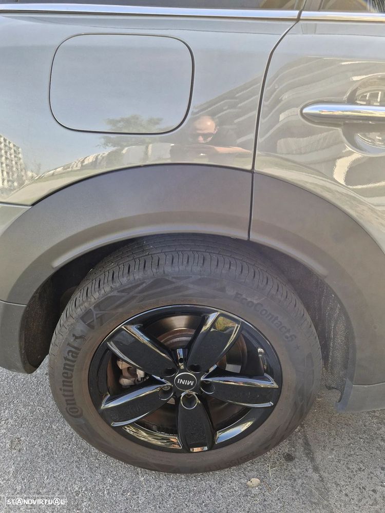 MINI Countryman Cooper SE ALL4 Auto - 22