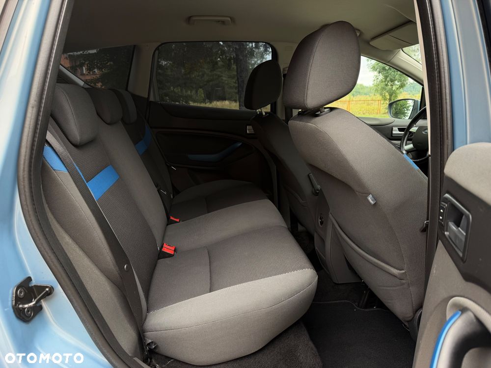 Ford Kuga - 9
