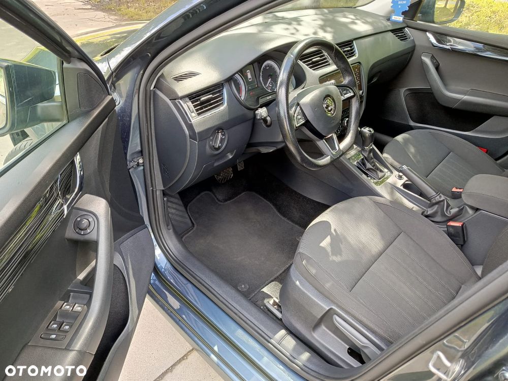 Skoda Octavia 2.0 TDI DSG Style - 7