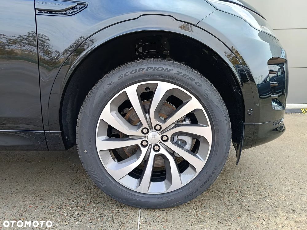 Land Rover Discovery Sport - 10