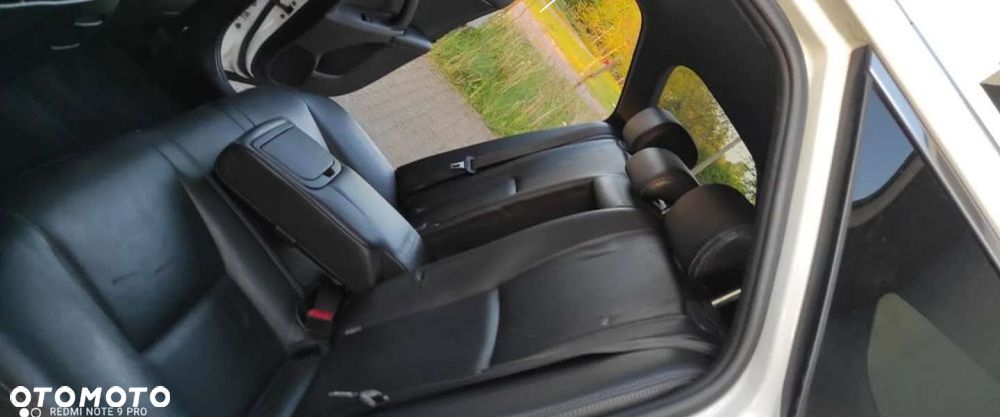 Toyota Avensis - 18