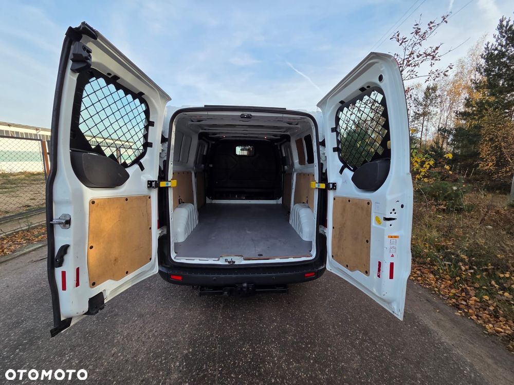 Ford Transit Custom - 11