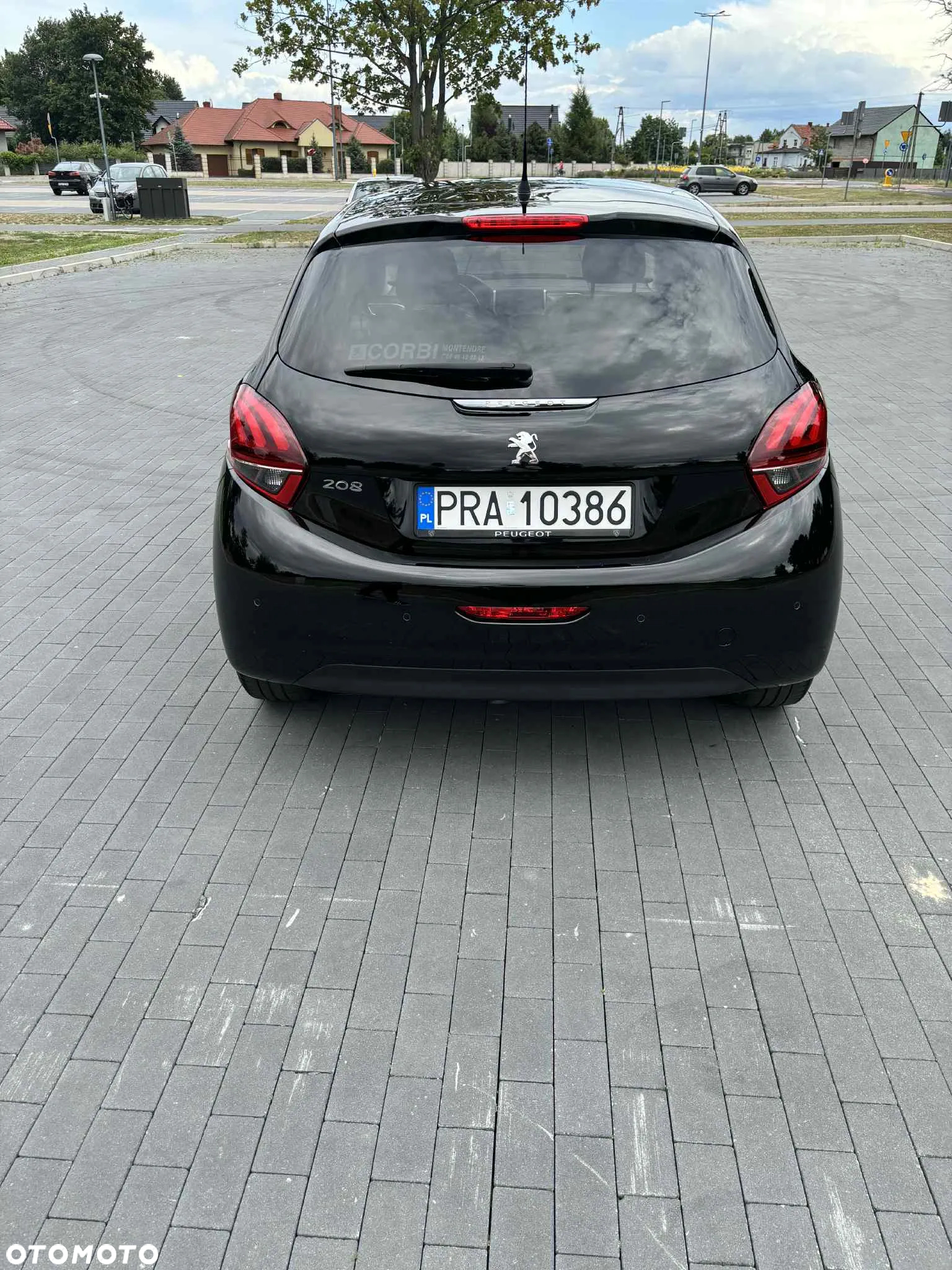 Peugeot 208 - 5