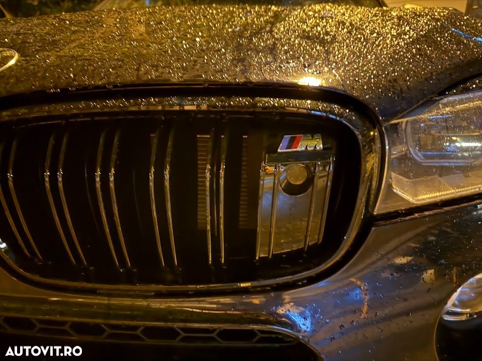 BMW X5 M M50d - 16