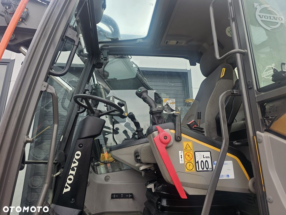 Volvo EWR 150 - 12