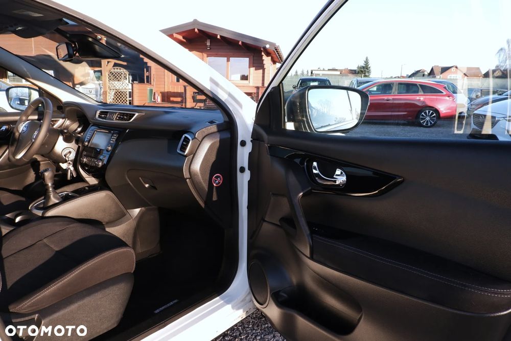 Nissan Qashqai 1.5 dCi N-Connecta - 3