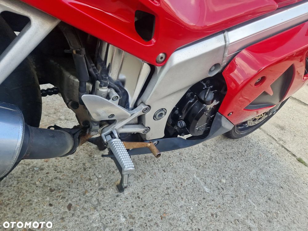 Honda VFR - 20