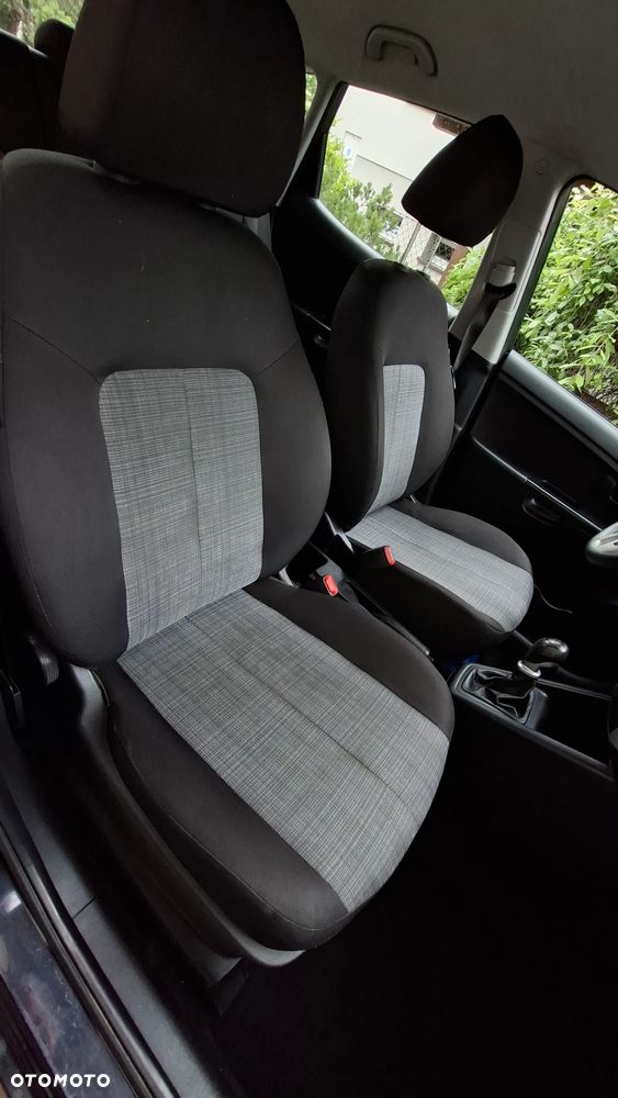 Kia Venga 1.4 CVVT Attract - 18