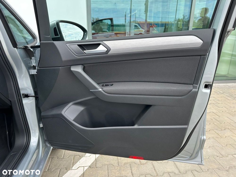 Volkswagen Touran 1.5 TSI EVO Comfortline Plus DSG - 24