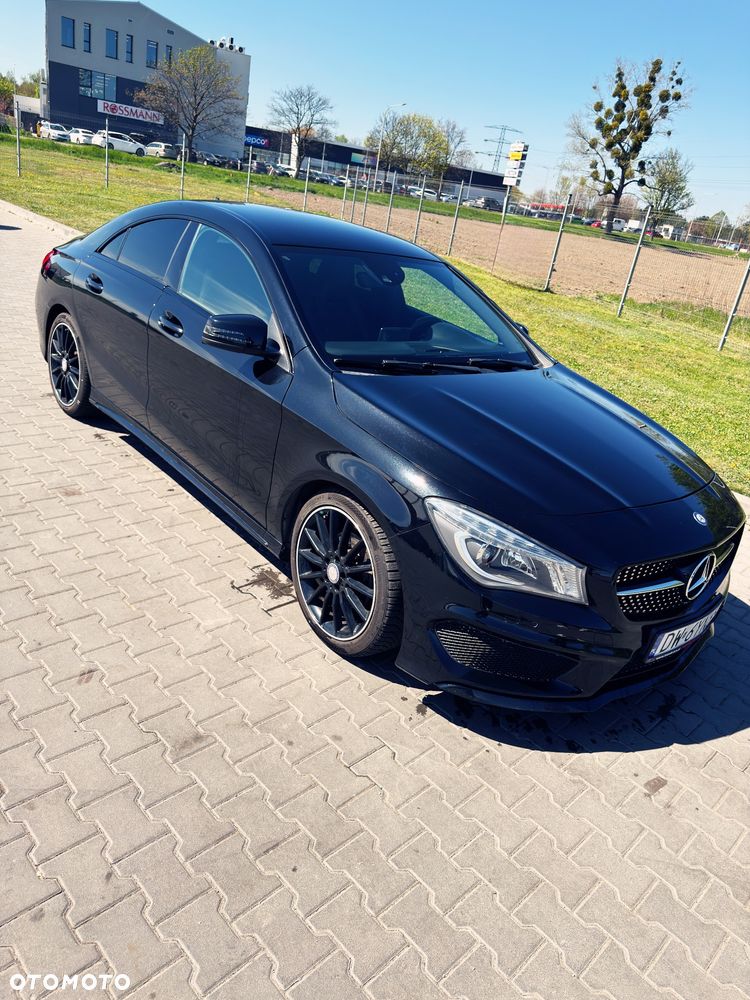Mercedes-Benz CLA 200 - 1