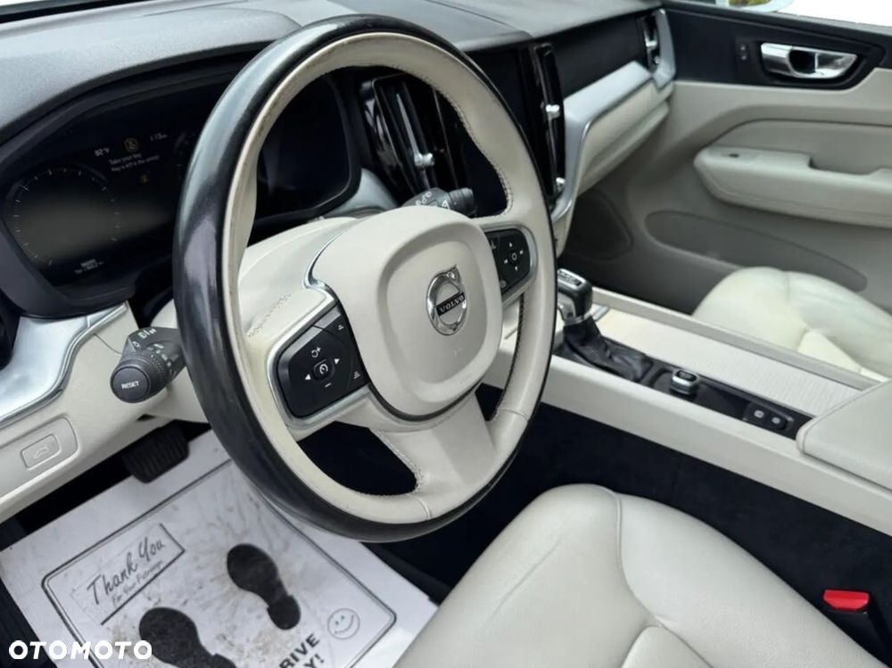 Volvo XC 60 T6 AWD Momentum - 14