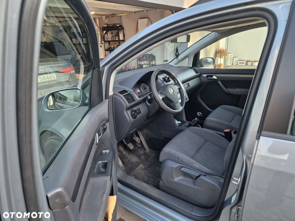 Volkswagen Touran 1.9 TDI DPF Conceptline - 7