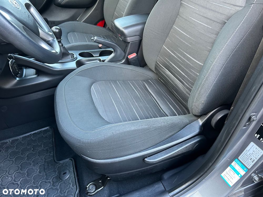 Hyundai ix35 blue 1.6 2WD Finale - 26