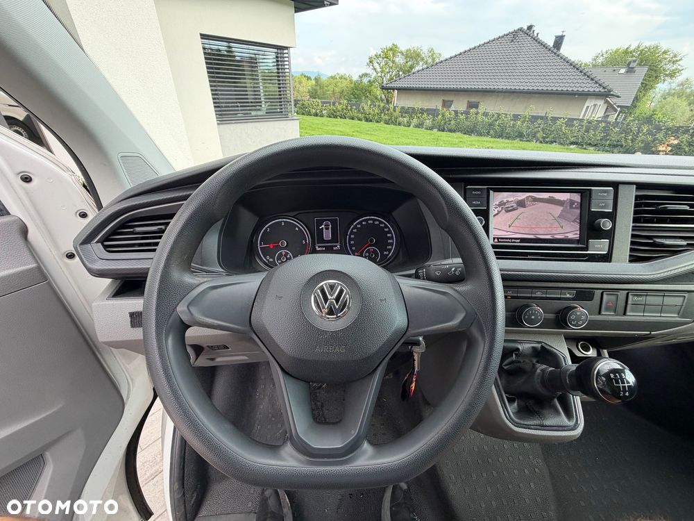 Volkswagen T6.1 - 5