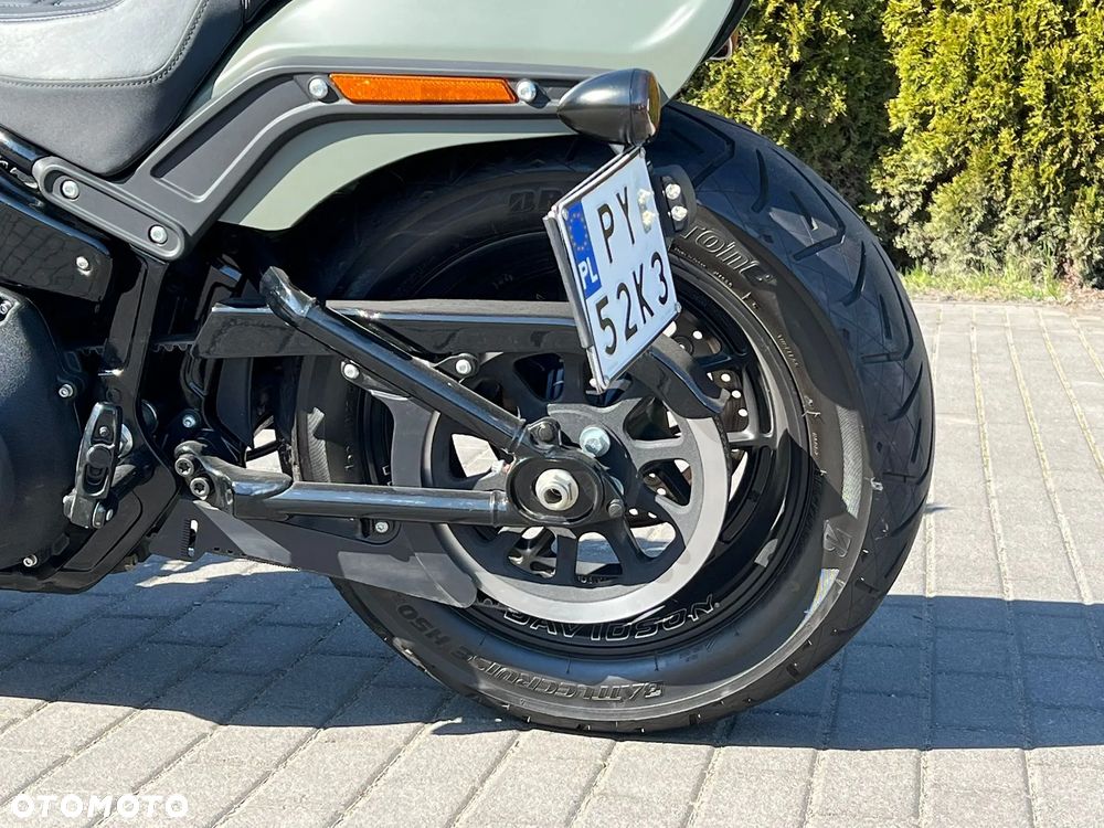Harley-Davidson Softail Fat Bob - 14