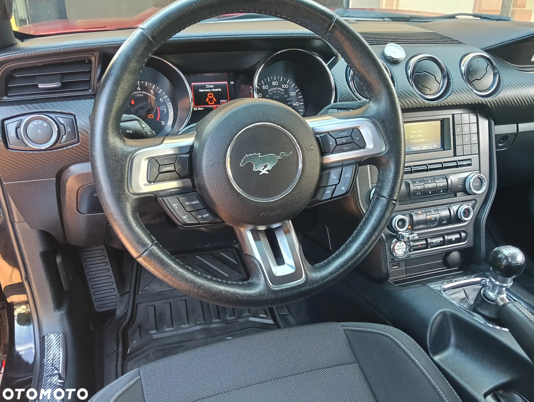 Ford Mustang - 27
