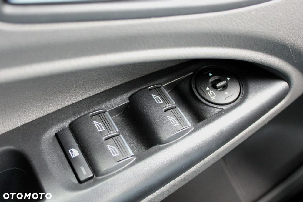 Ford Tourneo Connect - 23