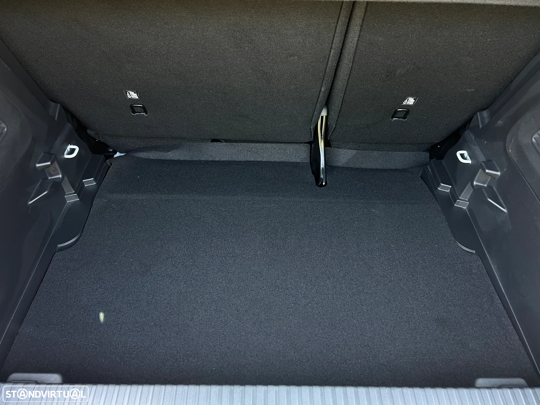 Citroën C3 Aircross 1.2 PureTech Plus - 37
