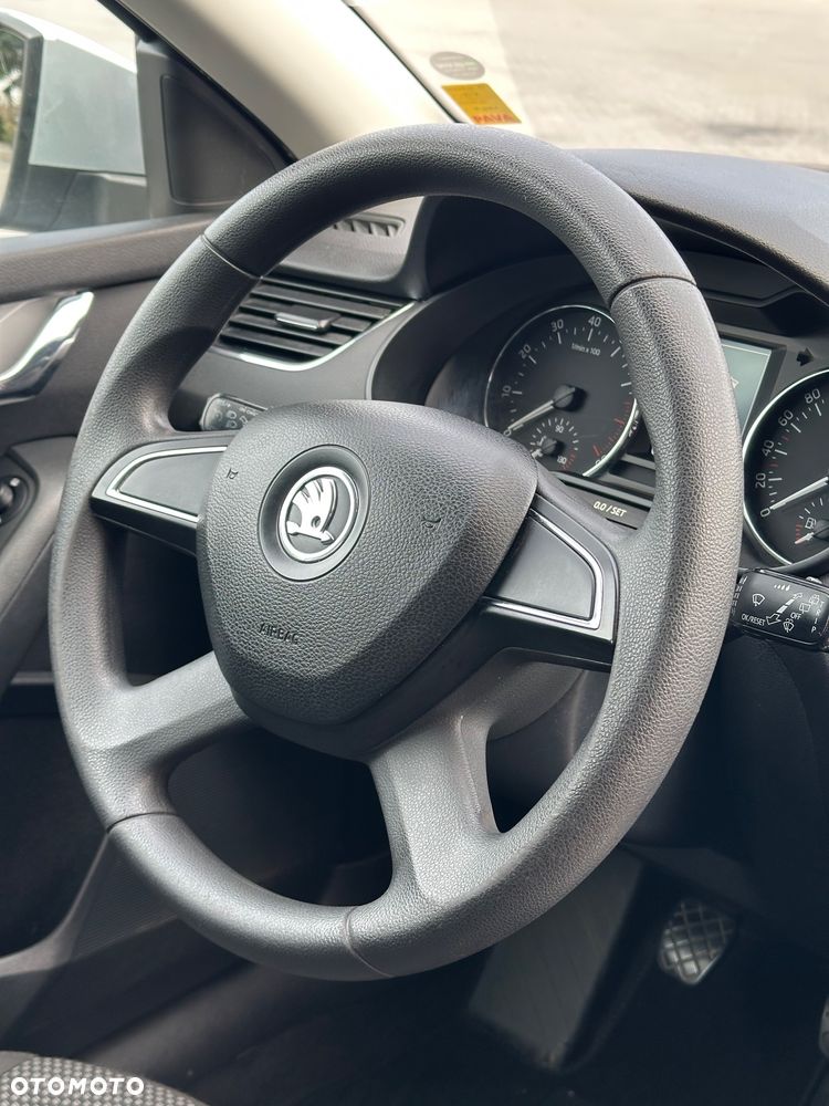 Skoda Octavia 1.4 TSI Ambition - 14