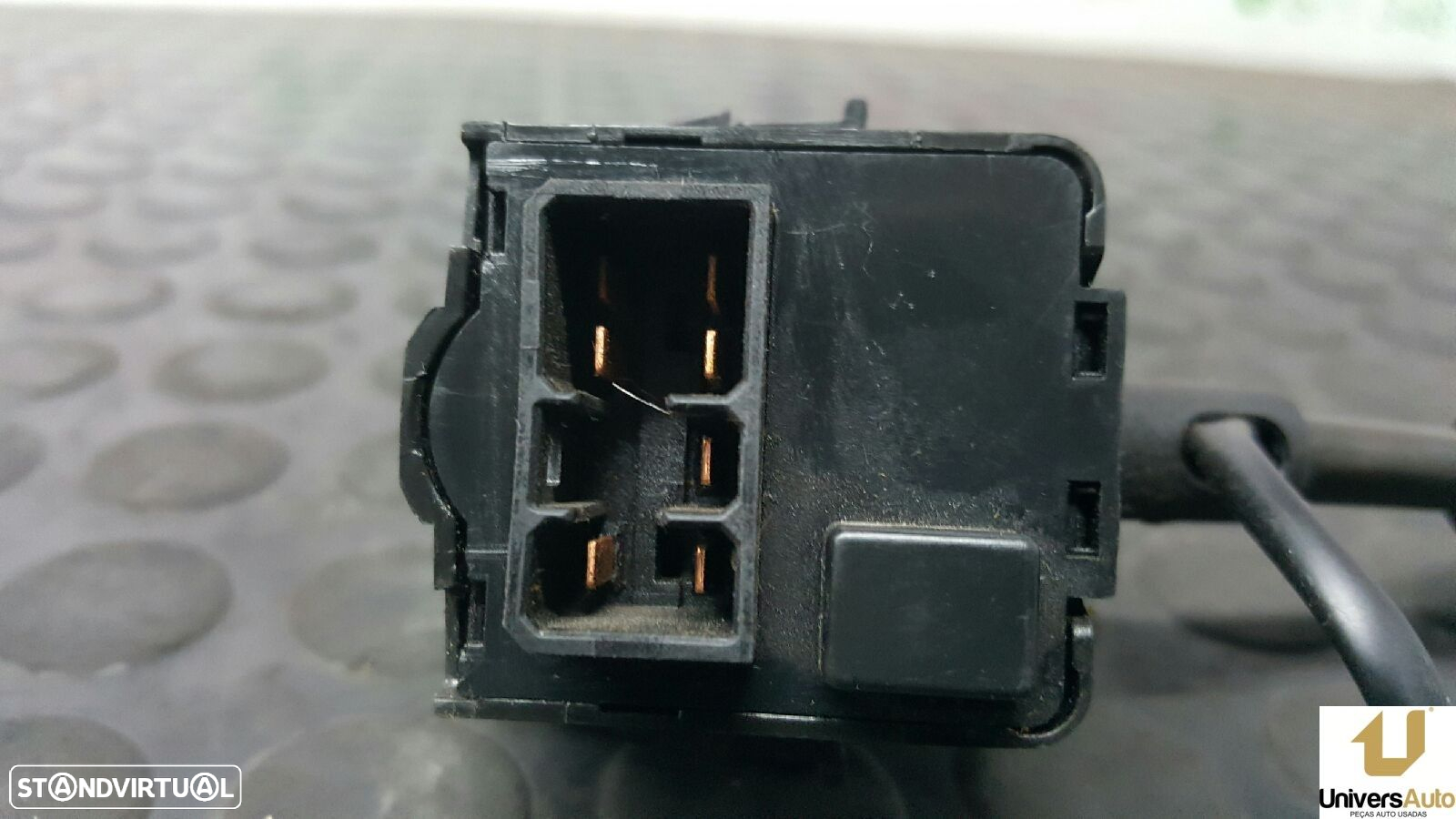 COMANDOS DOS PISCAS CHEVROLET AVEO LS - 2