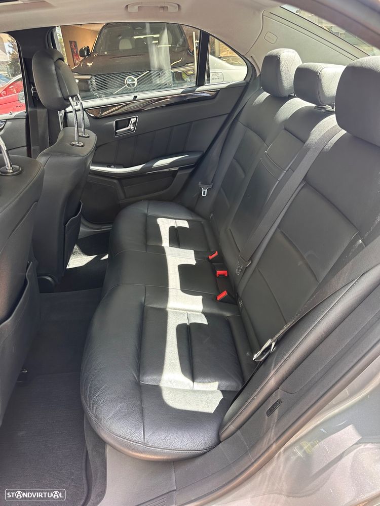 Mercedes-Benz E 250 CDI Avantgarde BE Auto. - 12