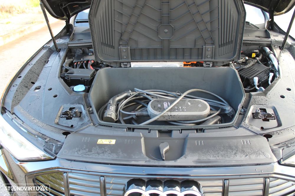 Audi e-tron Sportback 50 quattro S line - 26