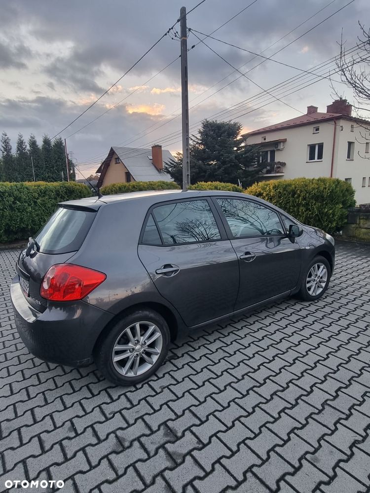 Toyota Auris - 7