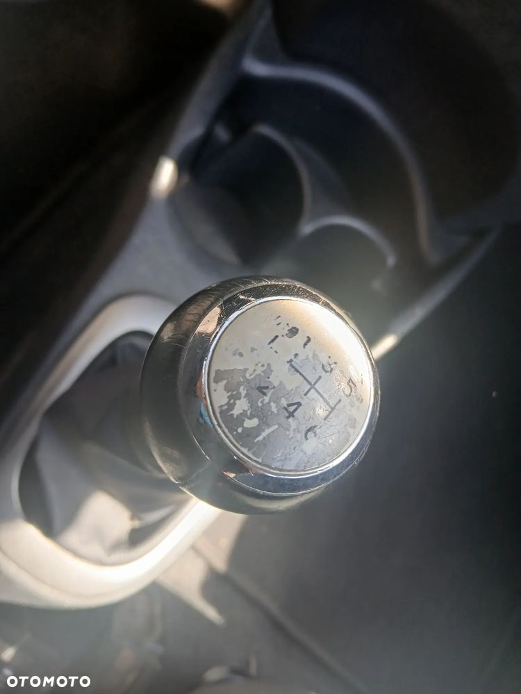 Toyota Yaris 1.33 VVT-i Edition - 15