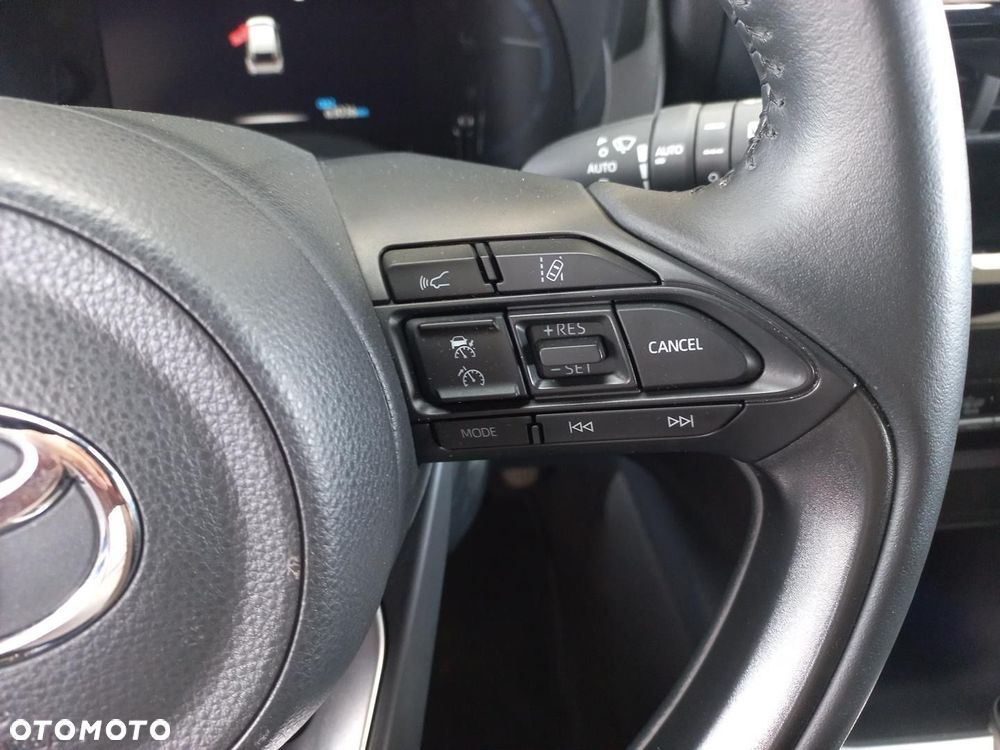 Toyota Yaris Cross Hybrid 1.5 Comfort 4x4 - 20