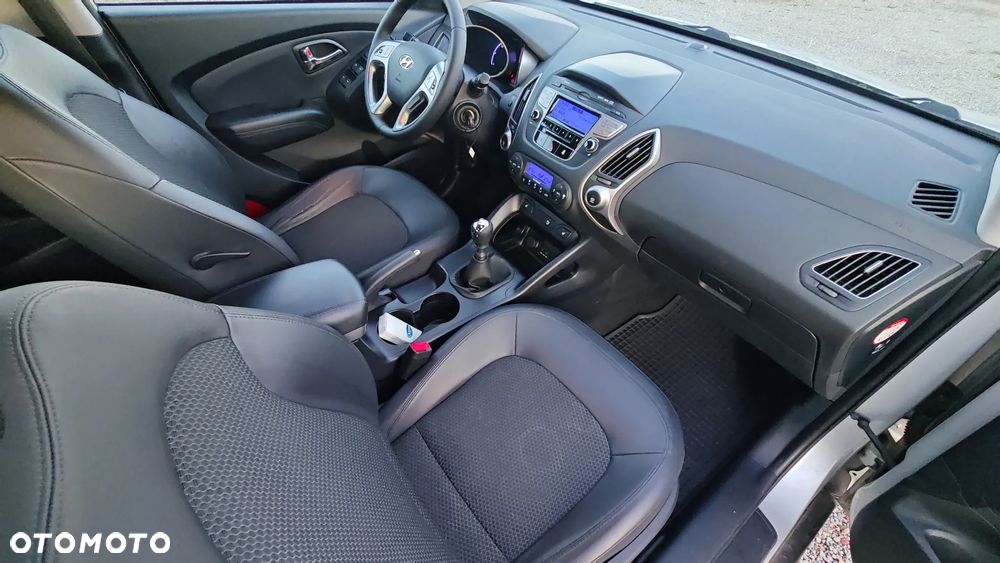 Hyundai ix35 - 10