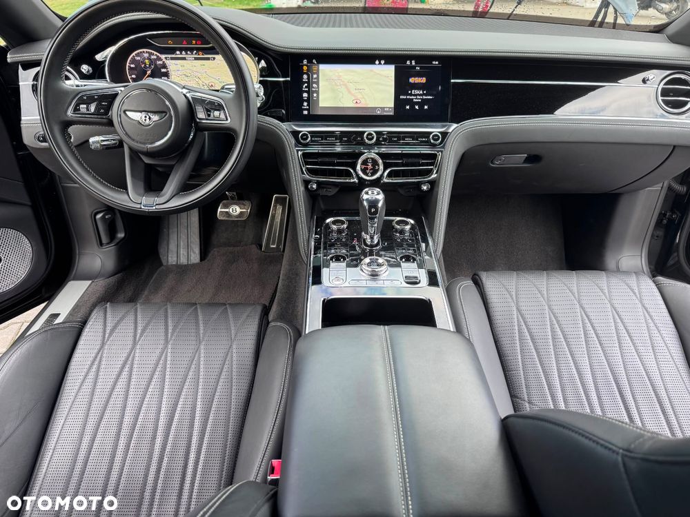 Bentley Flying Spur - 4