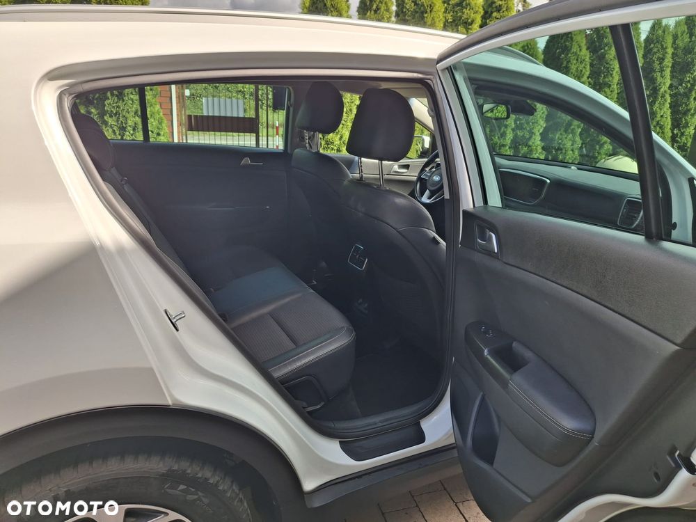 Kia Sportage 1.6 GDI L 2WD - 6
