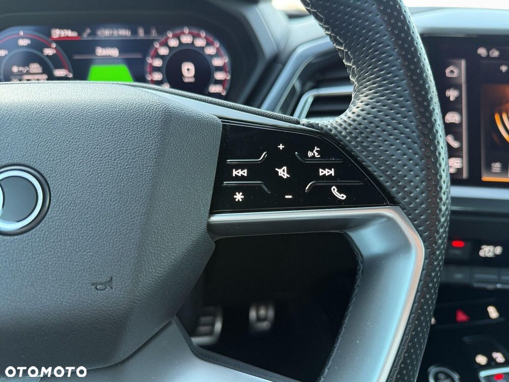 Audi Q4 Sportback e-tron - 16