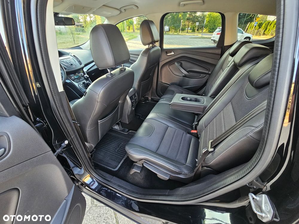 Ford Kuga - 17