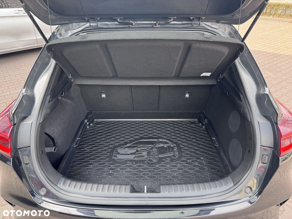 Kia XCeed 1.6 T-GDI Business Line DCT - 16