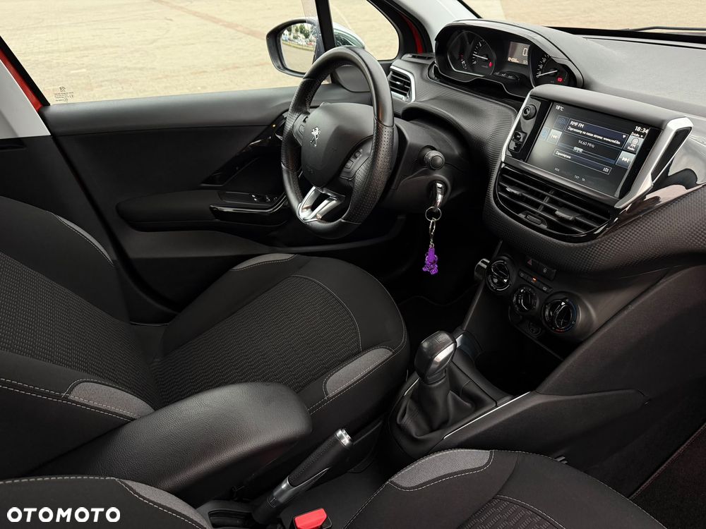 Peugeot 208 1.2 PureTech Access - 15