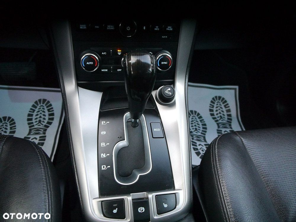 Chevrolet Captiva - 38