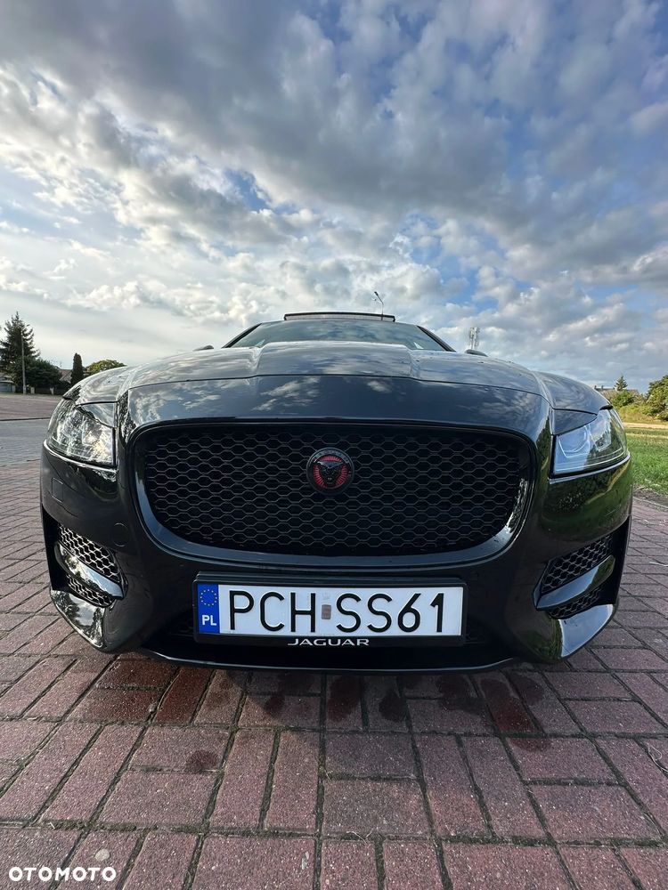 Jaguar XF 20d AWD R-Sport - 17