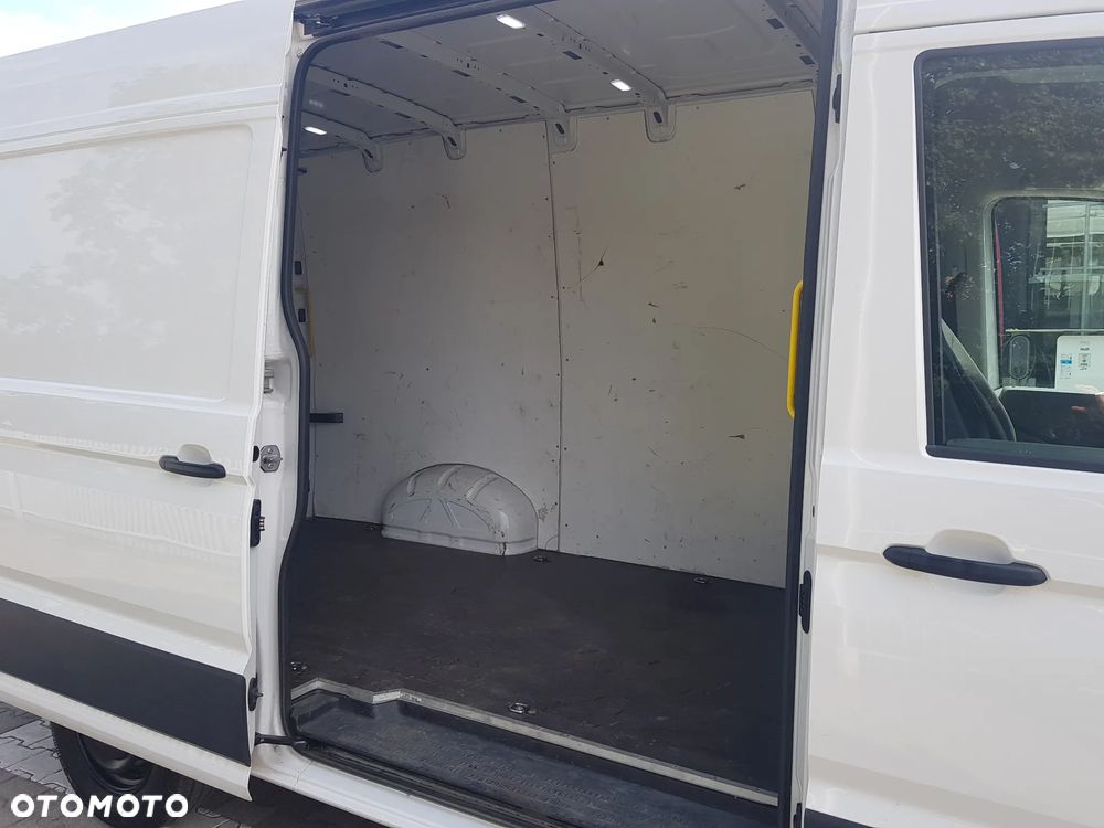 Volkswagen Crafter - 19