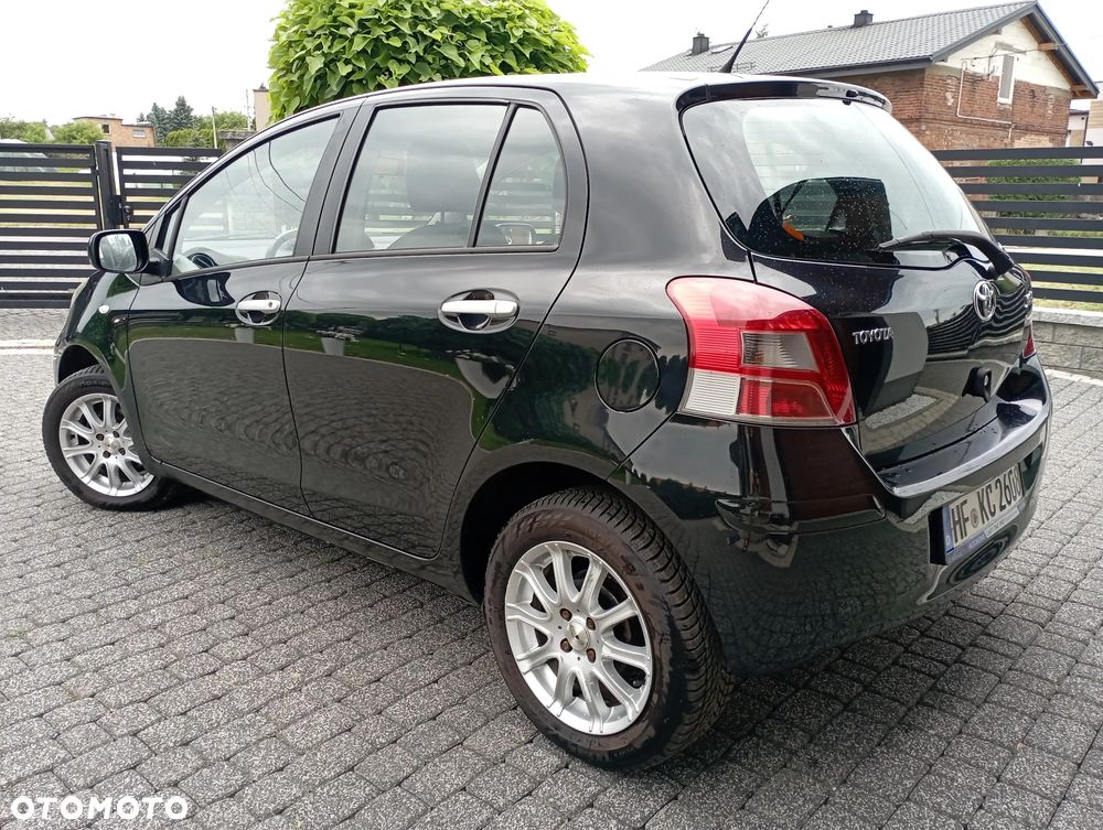 Toyota Yaris 1.0 Sol - 3