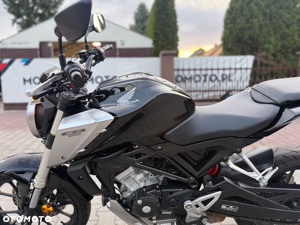 Honda CB - 25