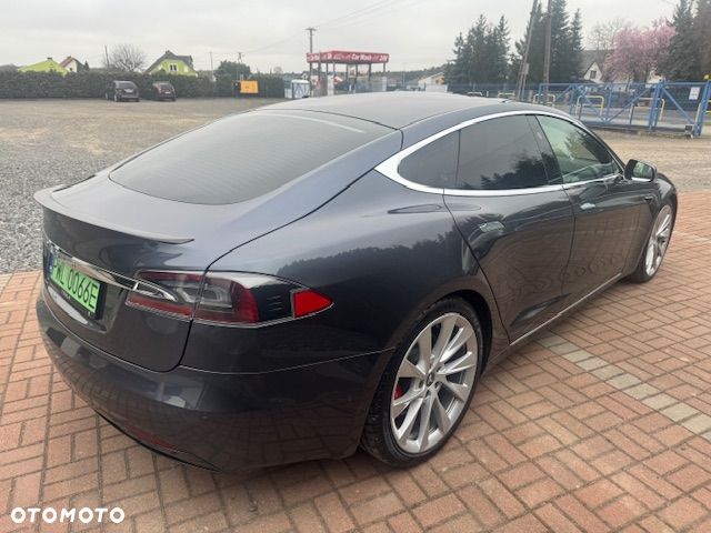 Tesla Model S Performance - 5