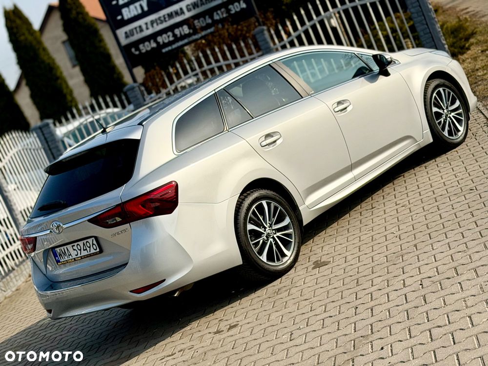 Toyota Avensis 2.0 D-4D Prestige - 35