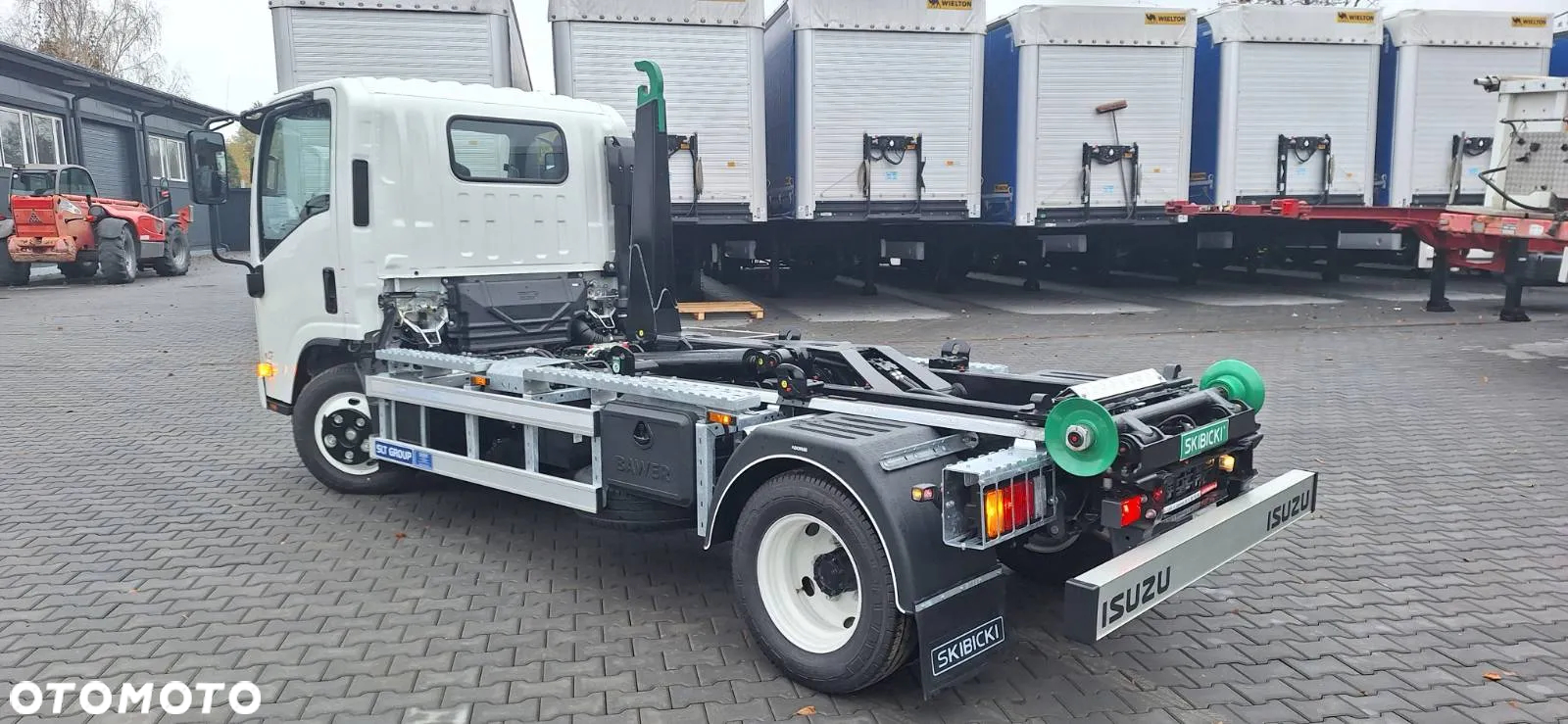 Isuzu M27F - 7