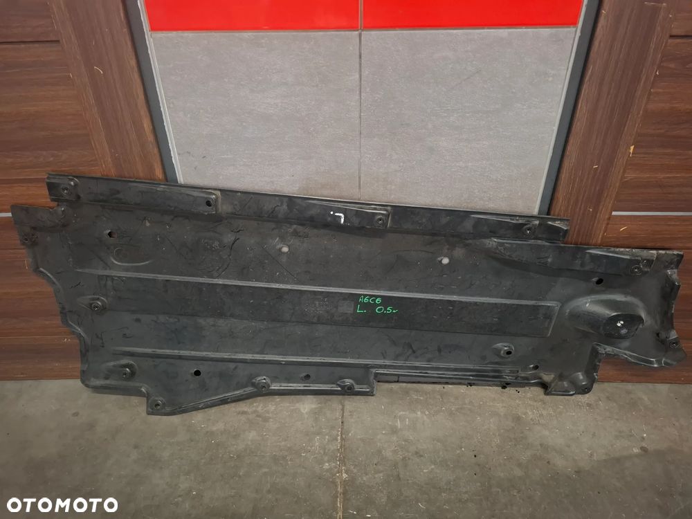 Osłona podwozia lewa Audi A6C6 2005 rok nr 4F0825207C - 1