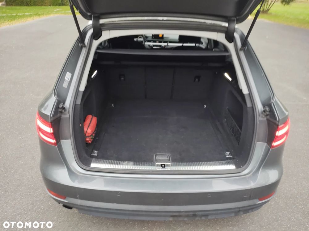 Audi A4 Avant 2.0 TDI - 9