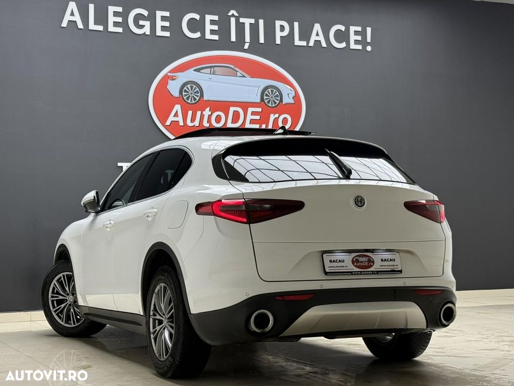 Alfa Romeo Stelvio - 4
